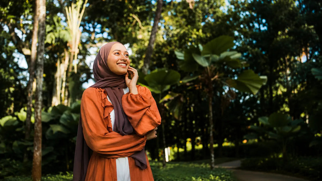 Tudung Hairline Breakouts: A Dermatologist's Guide for Hijabi Sensitive Skin